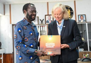 U.S. Ambassador Margaret Whitman receives Kisumu Investment Handbook: Soaring With The Eagles from H.E The Governor for Kisumu, Prof. Anyang' Nyong'o